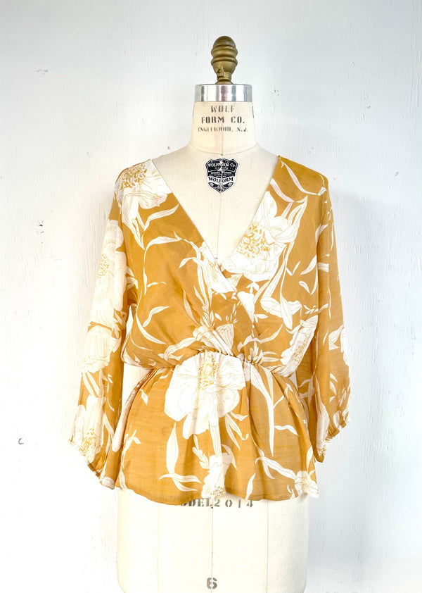 HARVE BERNARD Women's mustard & cream floral 3/4 sleeve peplum wrap top, M