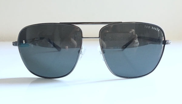 TED BAKER black navigator polarized sunglasses w/ metal side chevrons, 58 mm