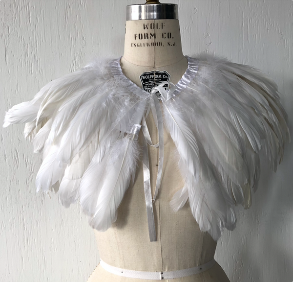 CAPELET white feather necklace/collar with satin ribbon, NS