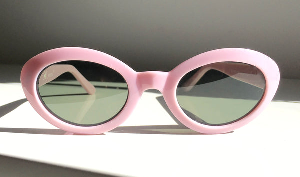 RIVIERA VINTAGE 1992 pink cat-eye sunglasses, 2"H x 6"W