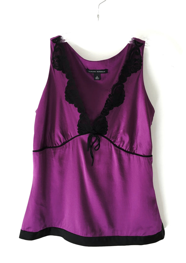 BANANA REPUBLIC Women's purple silk satin sleeveless top w/ black lace trim, 0
