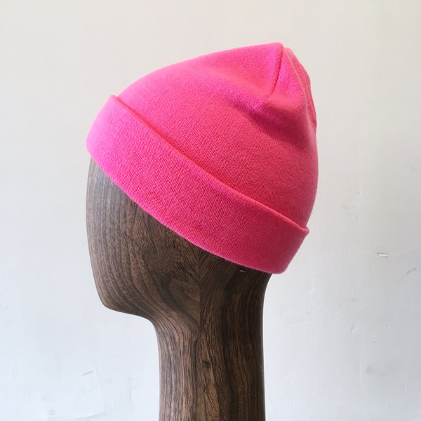 OLD NAVY Unisex neon pink cuffed acrylic toque, NS