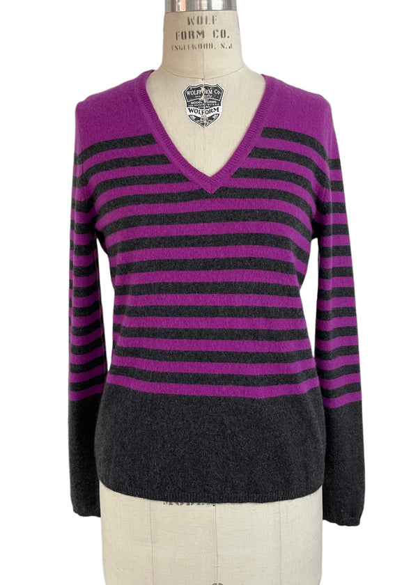 LORD & TAYLOR Women's violet w/ grey stripes cashmere v-neck pullover, M