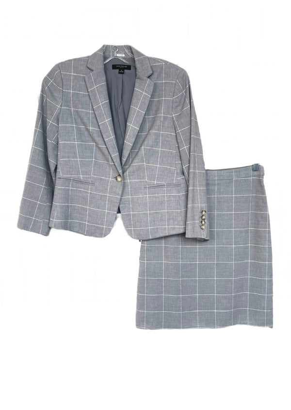 ANNE TAYLOR Women's grey windowpane 1 button suit w/ bracelet length sleeves, 2P