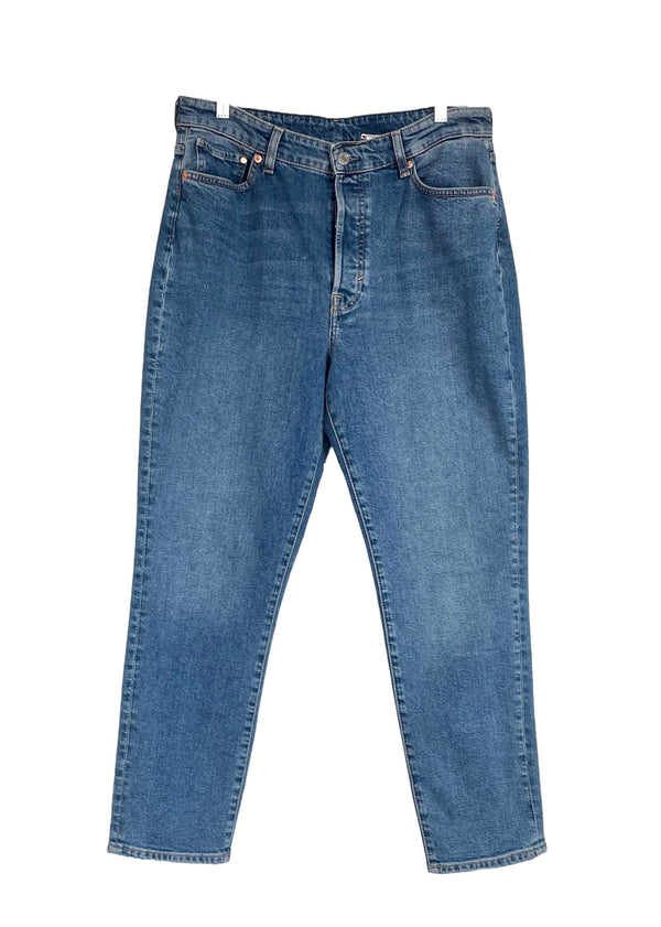 H&M Women's medium blue high waist barrel leg Mom jeans, 10 / 35 x 28
