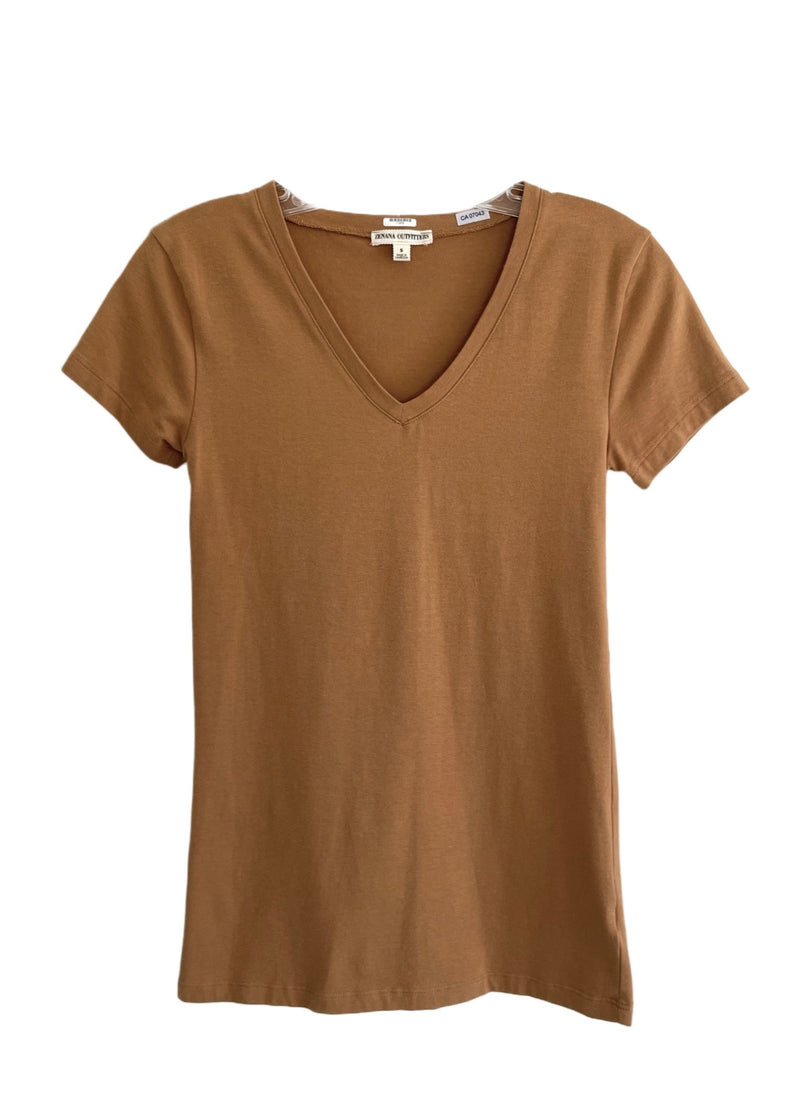 ZENANA OUTFITTERS Women's light brown short sleeve v-neck tee, S