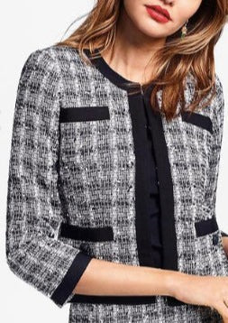 BROOKS BROTHERS X Neill Johnstone Women's navy tweed classic suit, 8 / 32" w