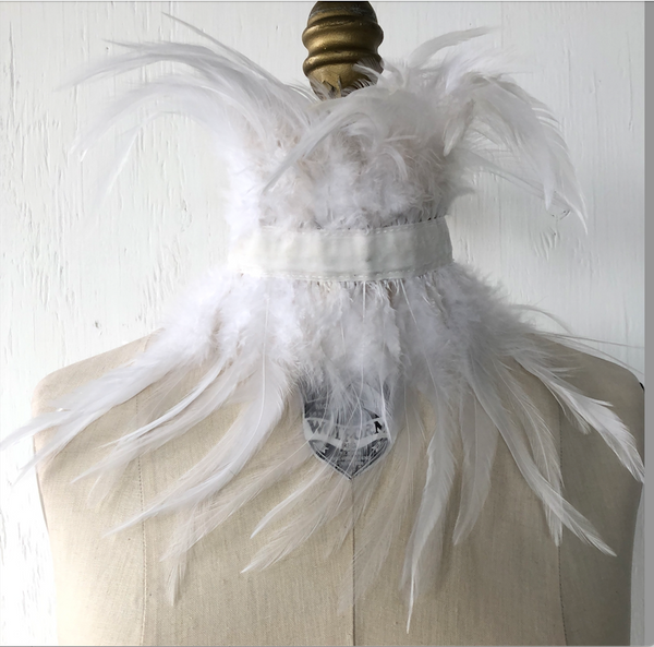CHOKER white feather neckpiece w/ clasp, NS