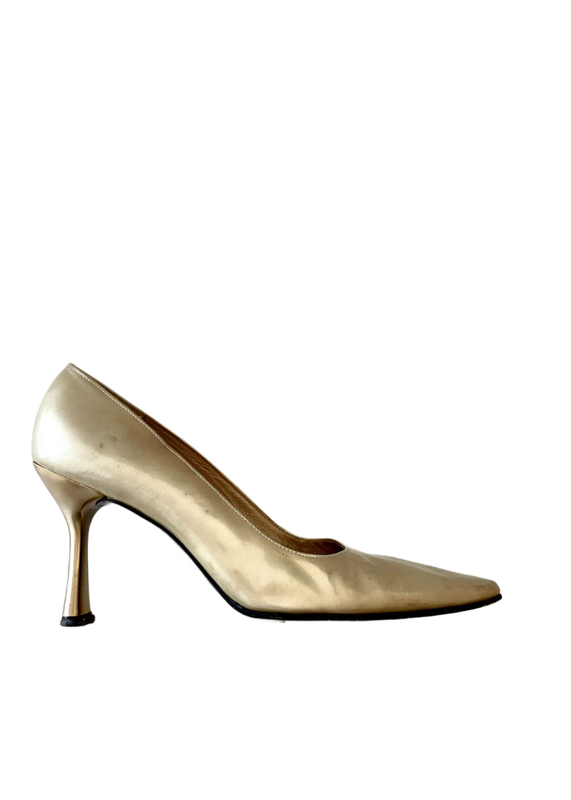 STUART WEITZMAN Vintage '90's Women's pale gold patent pointy toe pumps, 7