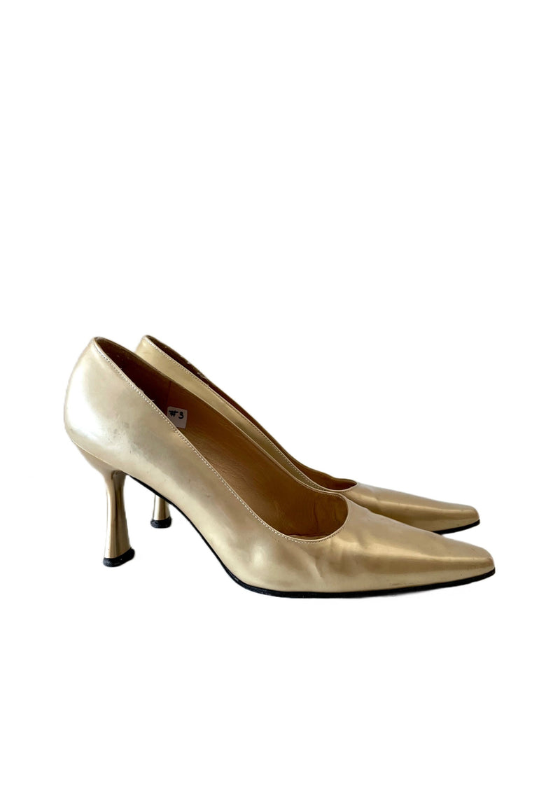 STUART WEITZMAN Vintage '90's Women's pale gold patent pointy toe pumps, 7