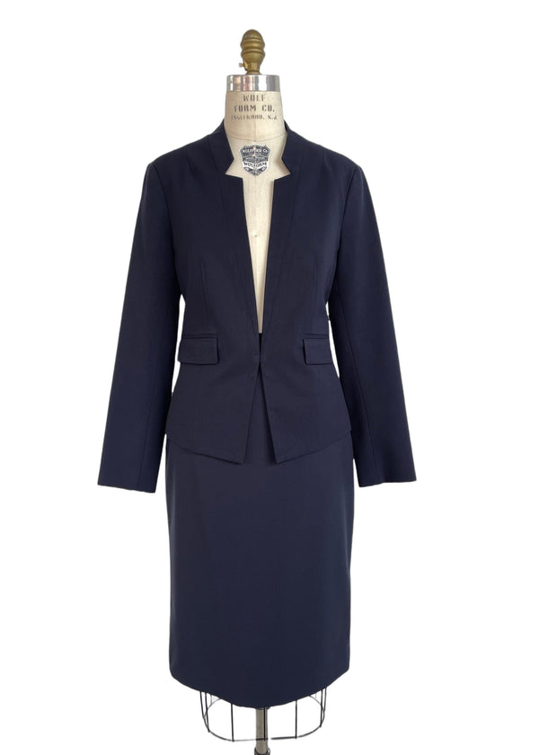 ELLEN TRACY Women's navy wool inverted collar suit, 4