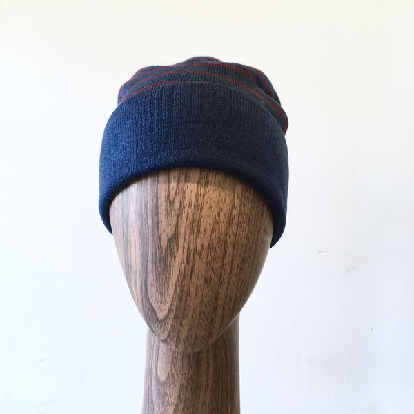 HUDSON NORTH navy and burgundy reversible tuque