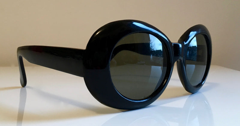VINTAGE black Cobain style oval lenses sunglasses