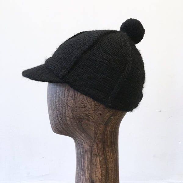 GAP Women's black knitted acrylic/alpaca/wool/mohair peaked cap w/ pom pom on top, S/M