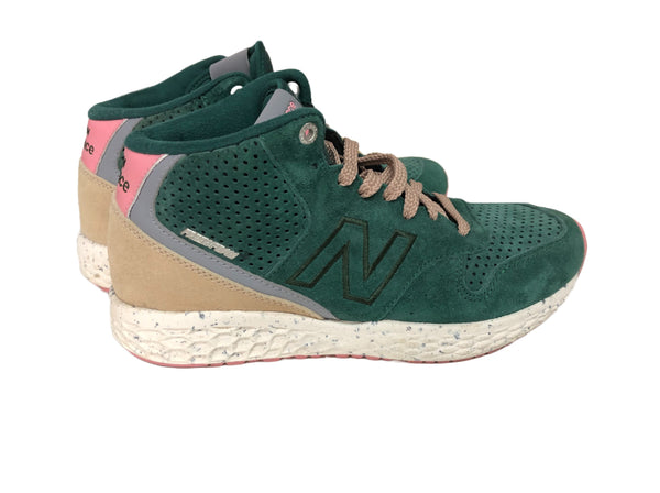 NEW BALANCE mens forest green high top running shoes with beige laces, 9