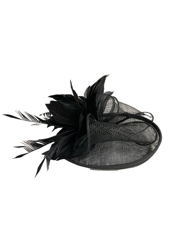 W HAT black fastinator w/ sinamay bow, 2 feather flowers & hair clip, NS