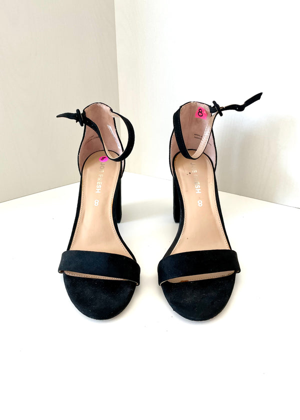 JOE FRESH Women's black suede block heeled sandals, 8