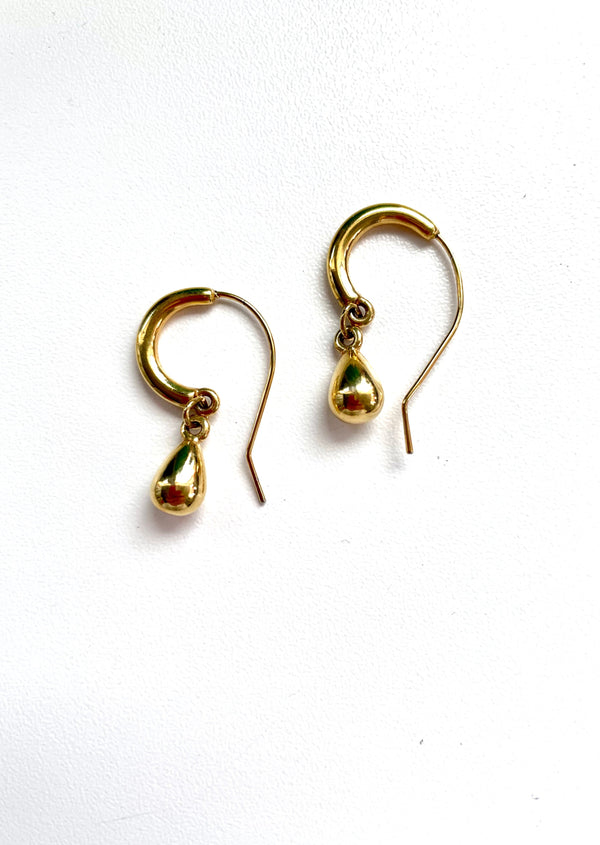 EARRINGS goldtone 1/2 hoop earrings with dangle tear drop