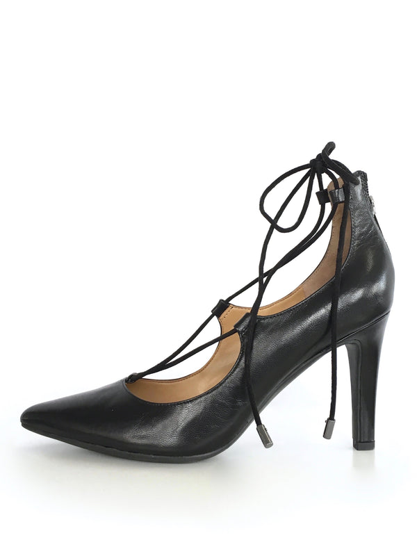 FRANCO SARTO Women's black pointed toe lace up pump, 7