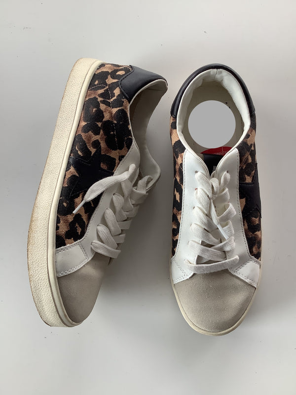 12929: STEVE MADDEN Women’s leopard sneaker NY90, 8.5