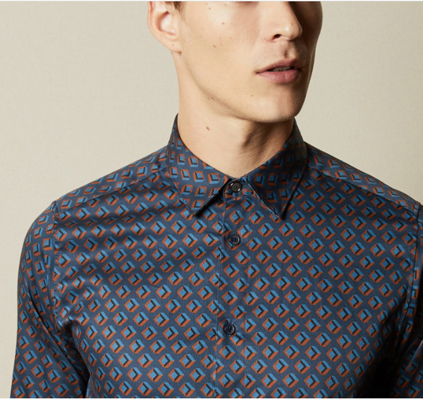 TED BAKER mens blue/rust/black geo-print shirt with small modern semi-spread collar, 4 / L