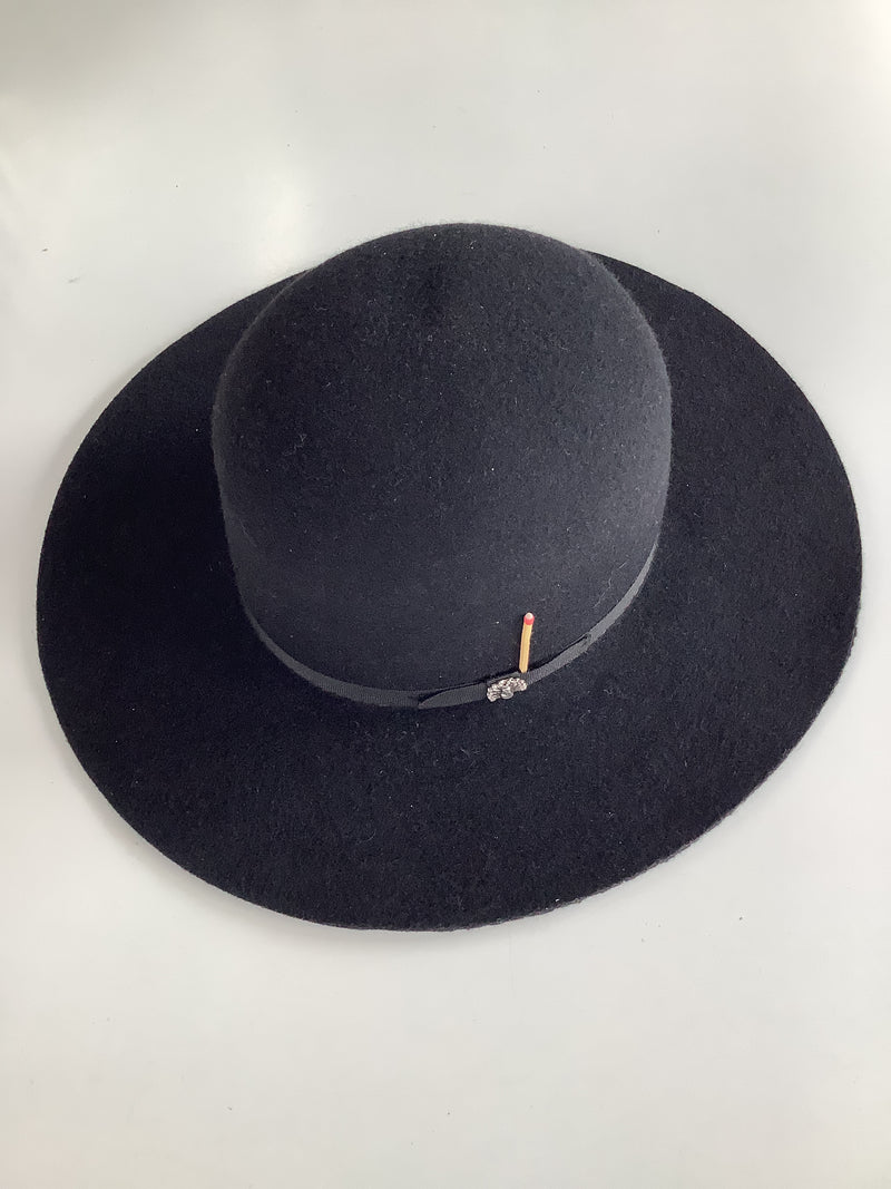 SOMBRERO ALTTO black hat w/ metal peacock felt high round crown flat, size 7