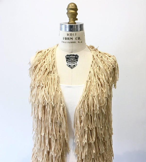 PPLA Women's natural fringe knit sleeveless vest, L