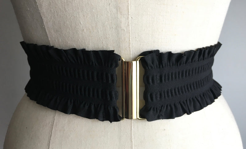 H&M Women's black ruffled elastic 2.25" belt with gold bar buckle, NS