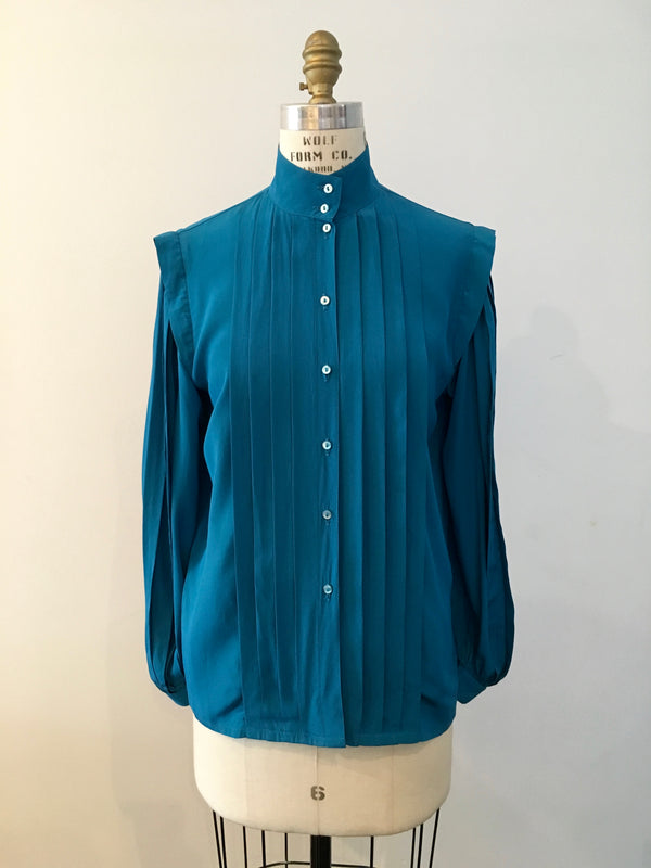 ESCADA '80's Women's turquoise silk crepe de chine pleated blouse, 8/10