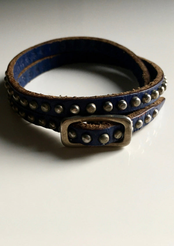 BRACELET Women's blue leather wrap silver studded bracelet