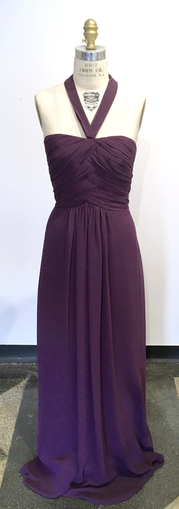 MONIQUE LHUILLIER plum chiffon gown w/ detachable halter strap, 6